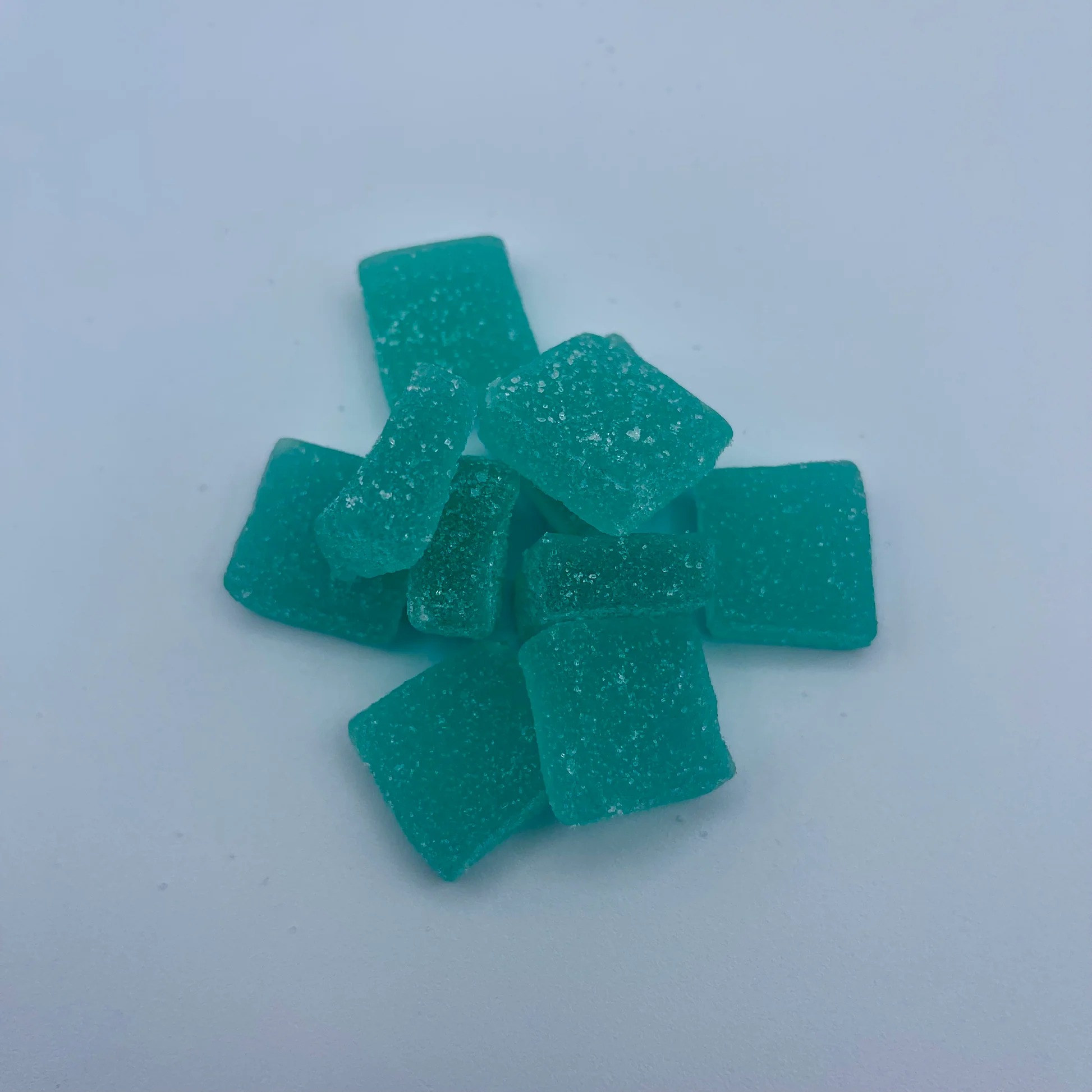 THC : CBD 100mg Gummies: Blueberry Lemonade